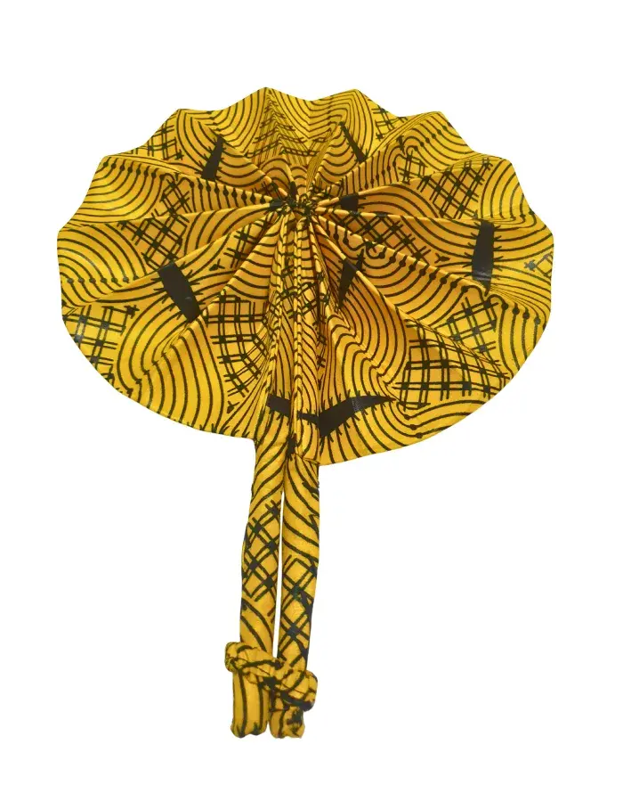 Éventail Artisanal Africain en Tissu Wax Jaune et Noir – Fait Main