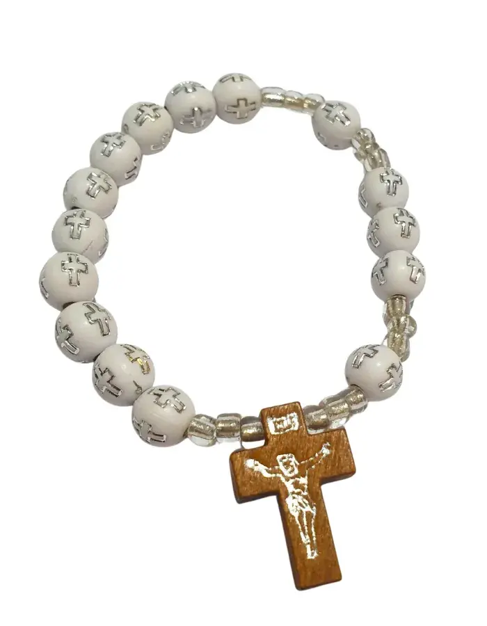 Bracelet Chrétien Blanc avec Croix en Bois – Perles Spirituelles Élégantes
